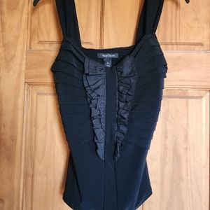 Small white house black market top w/built in bra